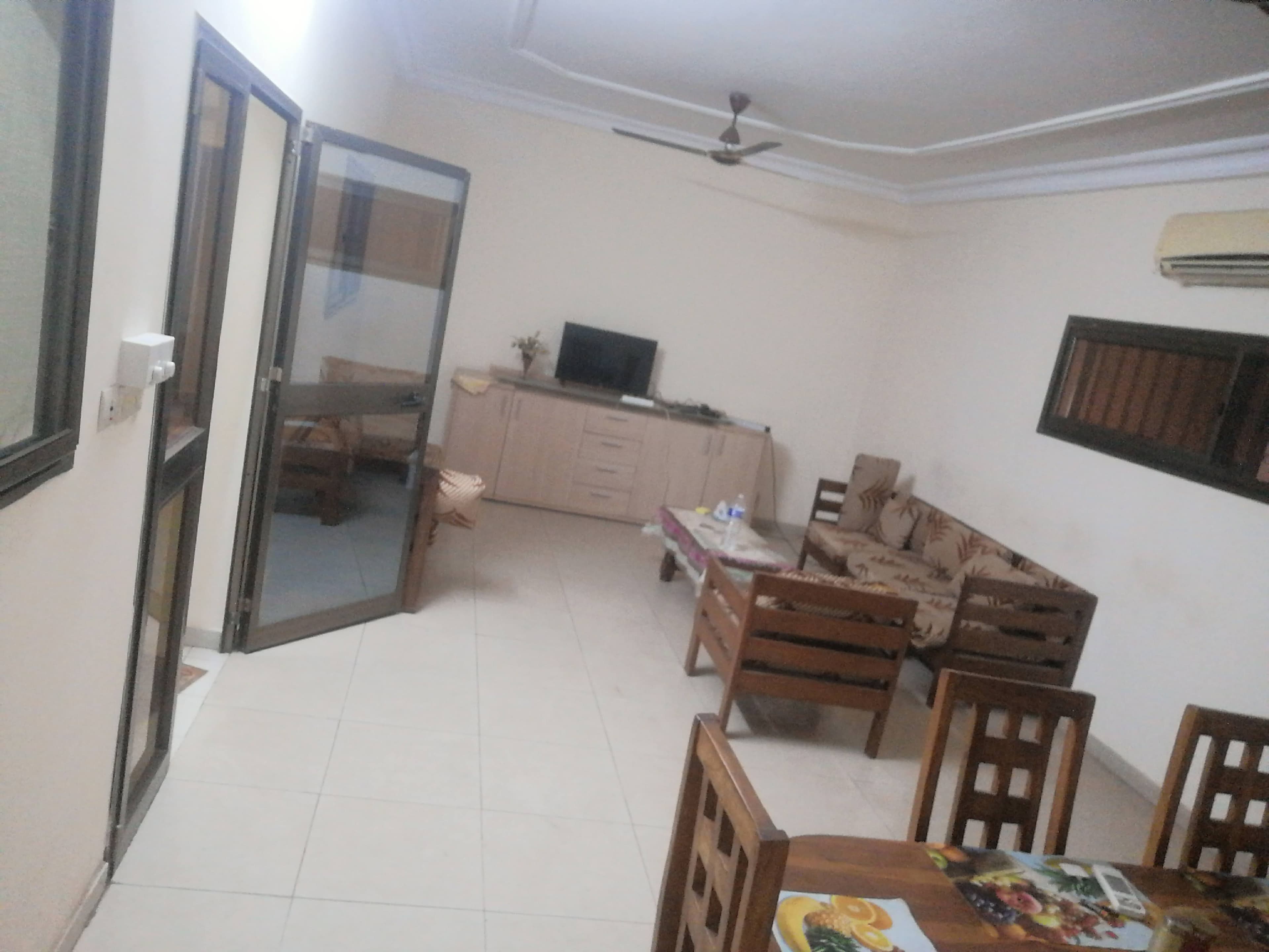 À louer – 2 appartements pour bureaux à Didjolé, Lomé – 4 chambres chacun